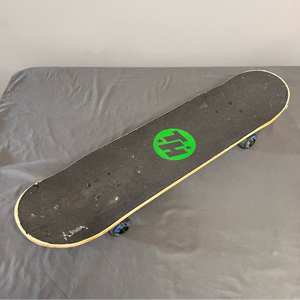 ony Hawk Colorful Vaporize Model Skateboard From Skatepark Series 31x8x3.5”